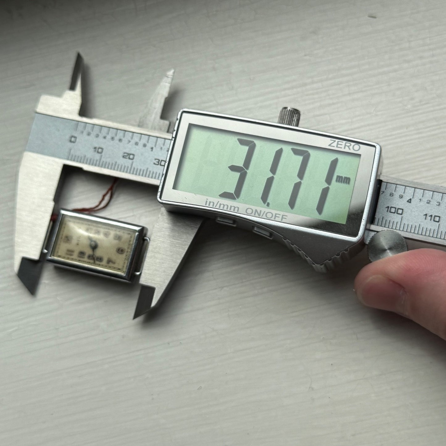 17mm Vintage Rio Oris Novoris Cal 200G Rectangle Manual Wind Watch PARTS REPAIR