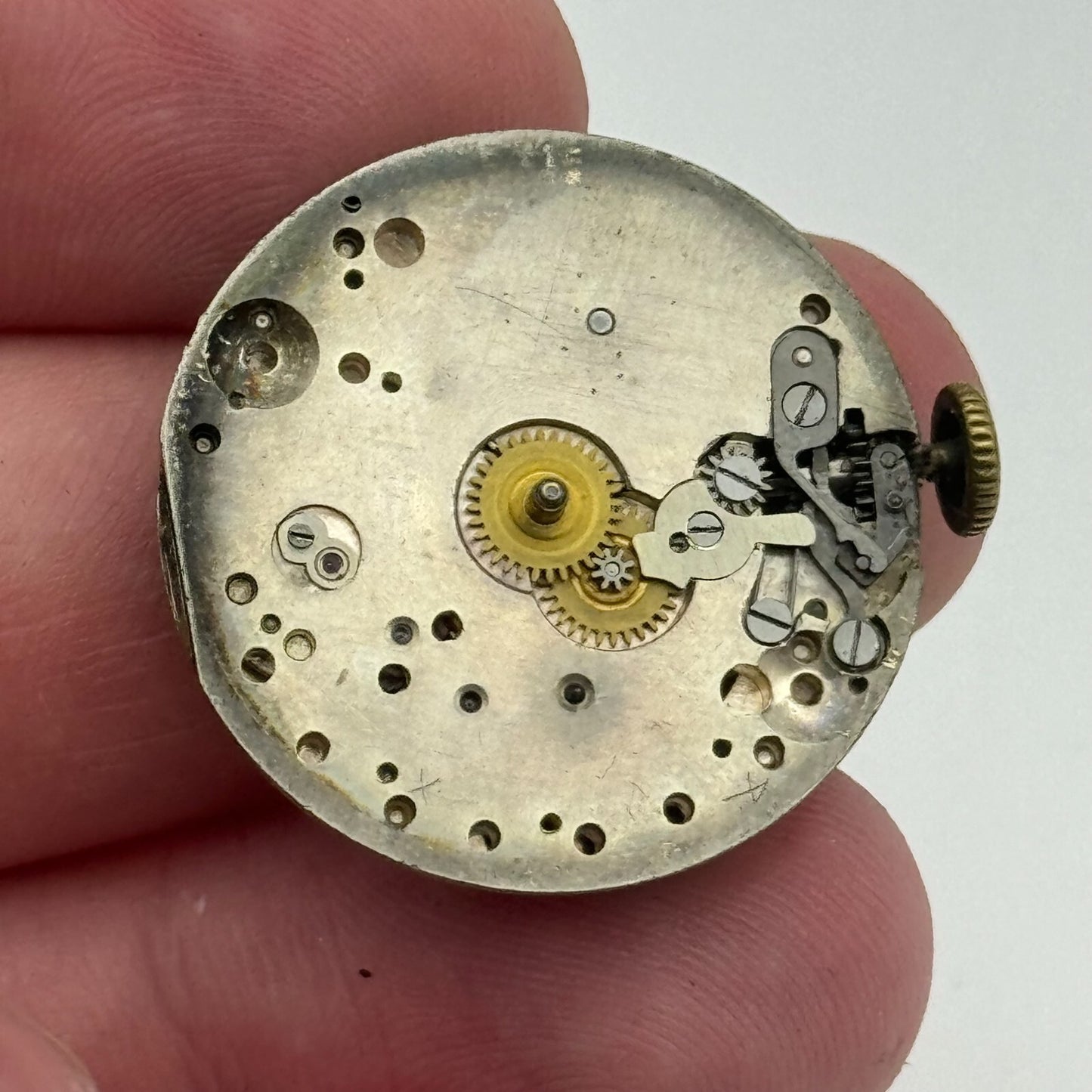 27.3mm Mens Unidentified 15 Jewels Trench Watch Movement Manual Wind Swiss PARTS