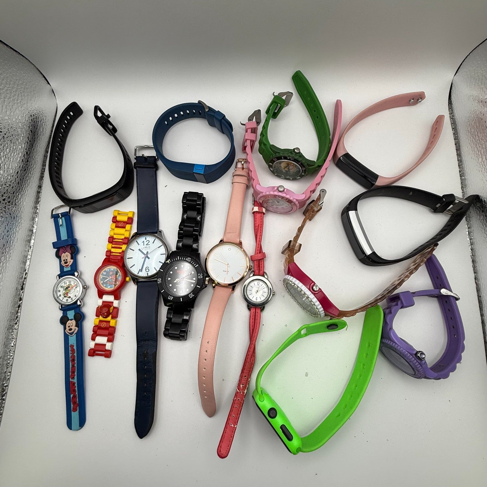 Bundle Of 15 Quartz Watches Job Lot Modern / Vintage Untested Parts / Repair