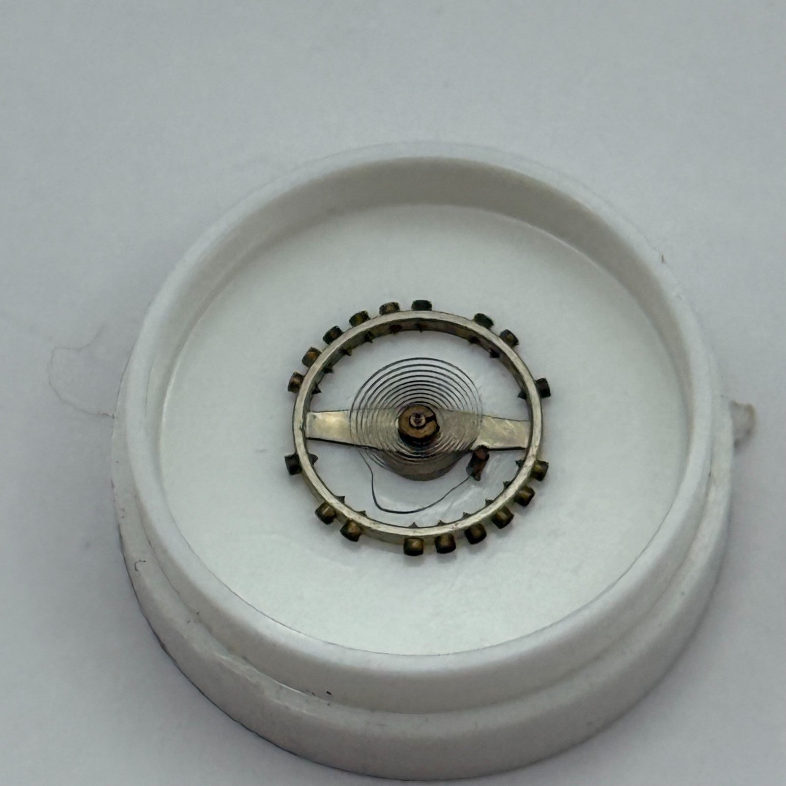 Peseux 220 Balance Wheel Complete And Spring 8¾’’’ 282 M Watch Movement Parts