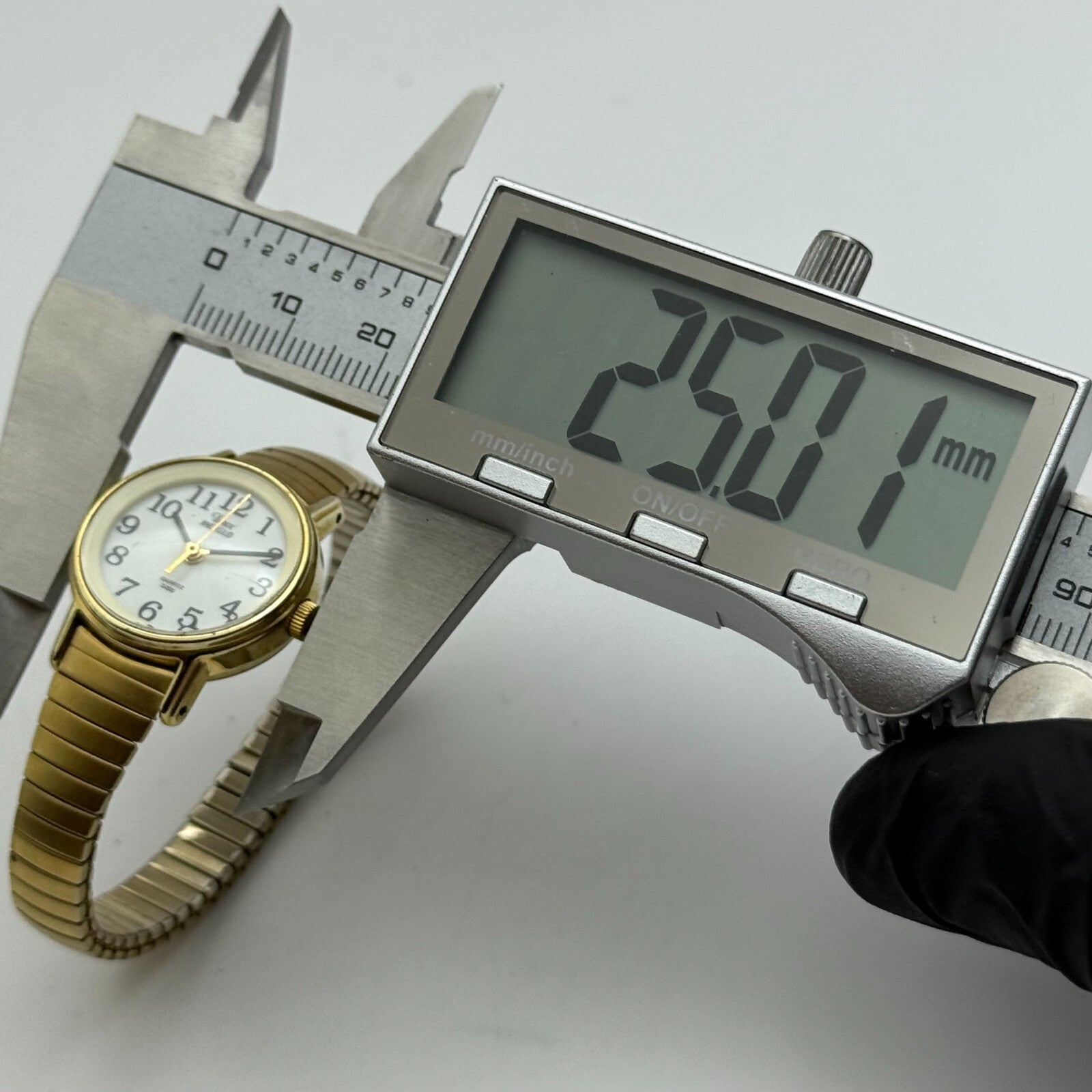 23mm Working Vintage Ladies Timex Indiglo Gold Plated Quartz Watch New Battery