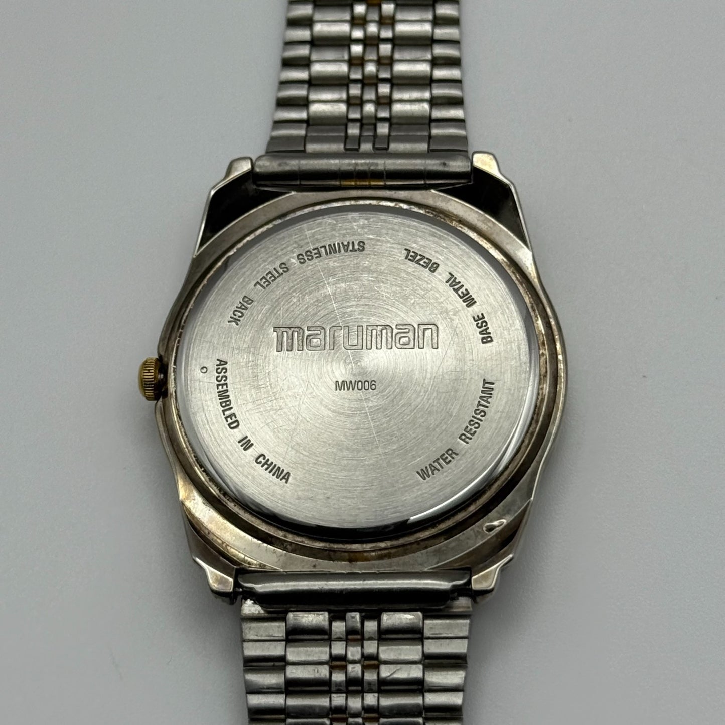 Battic Maruman Unisex Quartz Watch Two Tone Date Dial Gold Silver Working 33mm