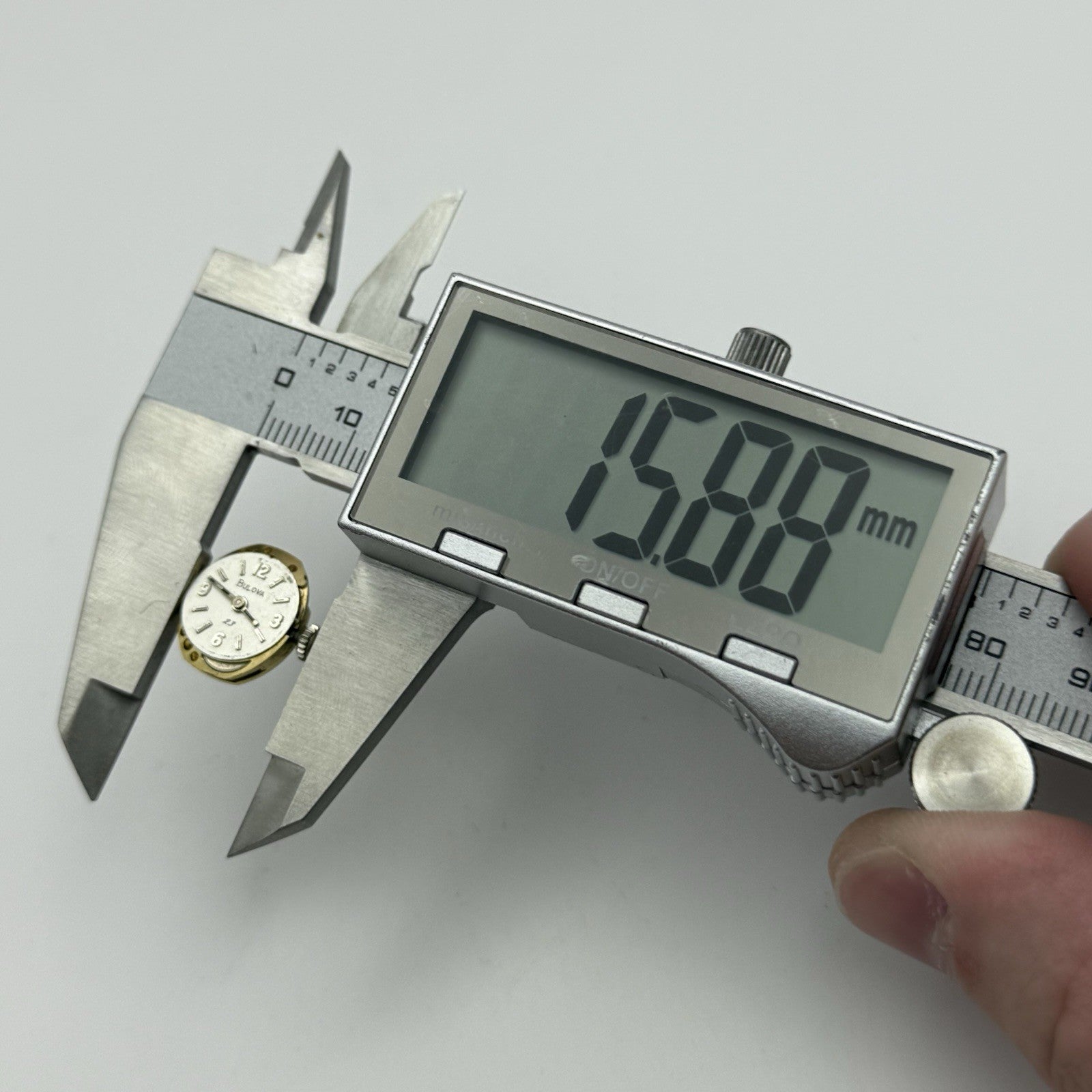 13.1mm Vintage Ladies Bulova 5BD Manual Wind Swiss Watch Movement PARTS REPAIR