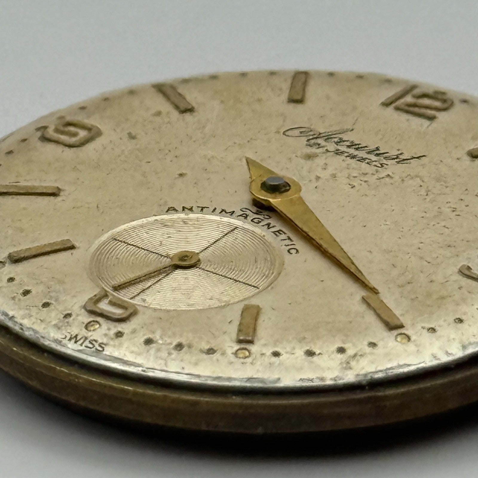 AS 1002 984 Watch Movement Running Accurist Manual Wind Vintage Parts 29.8mm