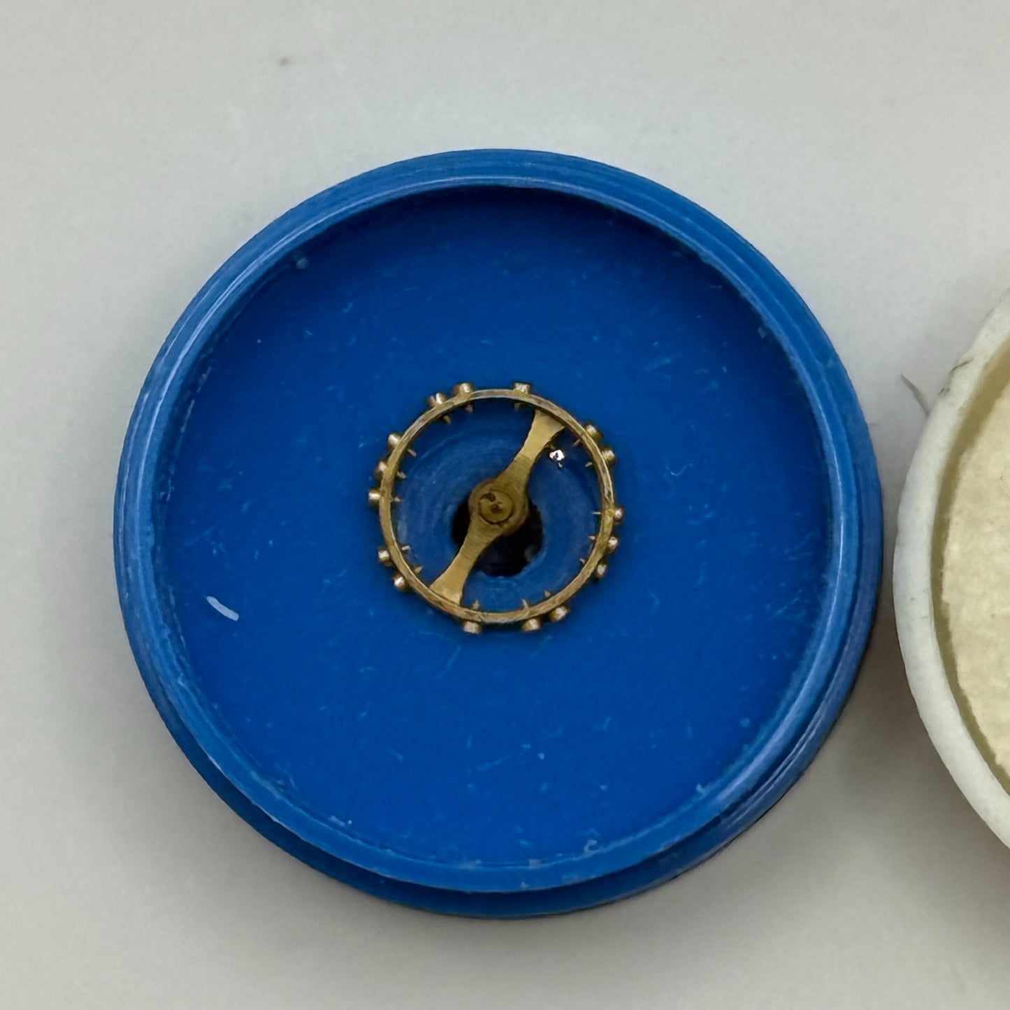 Omega R11.5 Balance Wheel Complete And Spring 530 Watch Movement Parts NOS 