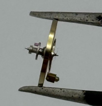 BFG 930 Balance Wheel Complete And Spring  7¾’’’ 1310 Watch Movement Parts NOS