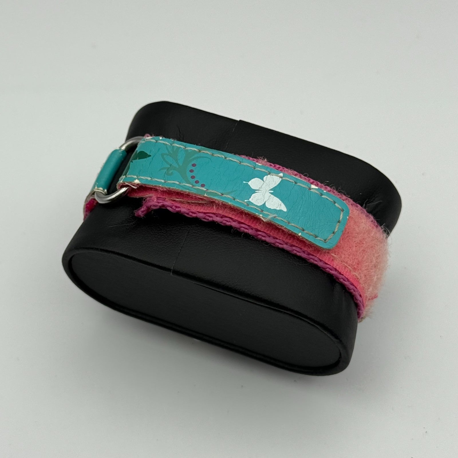 Kids Quartz Watch Blue Butterfly Design Hook & Loop Strap Working 33mm