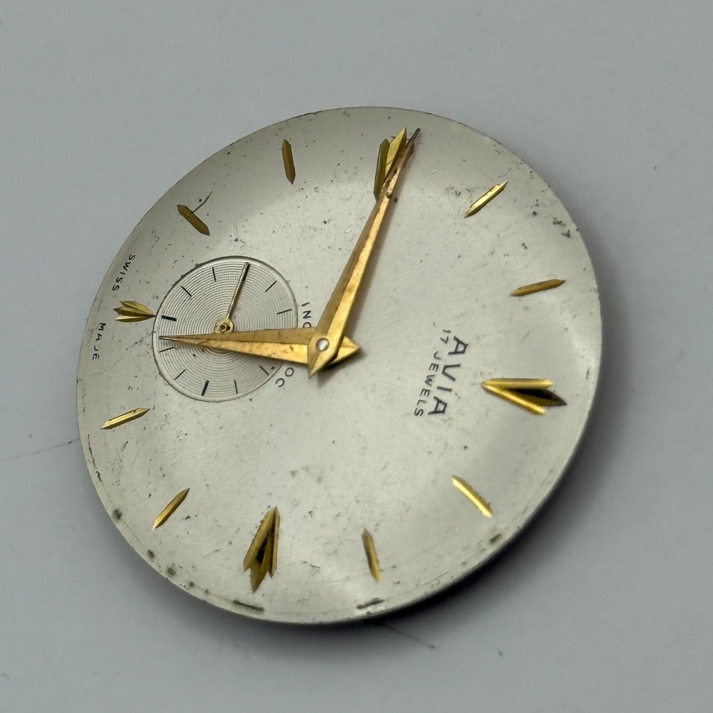 Peseux 320 Watch Movement Avia Manual Wind Vintage Swiss 17 Jewels Parts 30.4mm