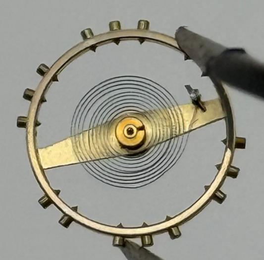 Peseux 320 330 Balance Wheel Complete And Spring 454 M Watch Movement Parts NOS