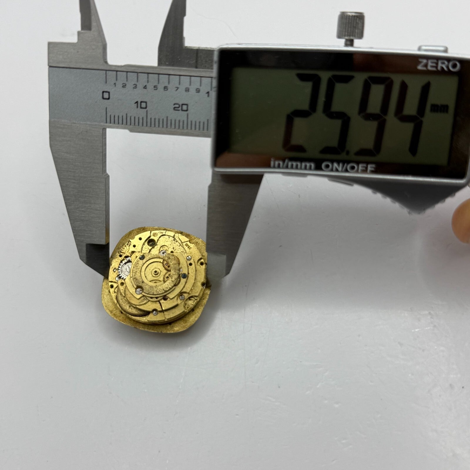 25.9mm Vintage Rotary ETA 2830 Automatic Partial Watch Movement PARTS REPAIR