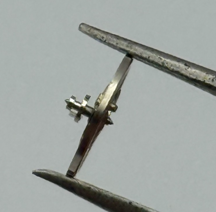 Brac 2051 Balance Wheel Complete And Spring  5½’’’ 69 M Watch Movement Parts 