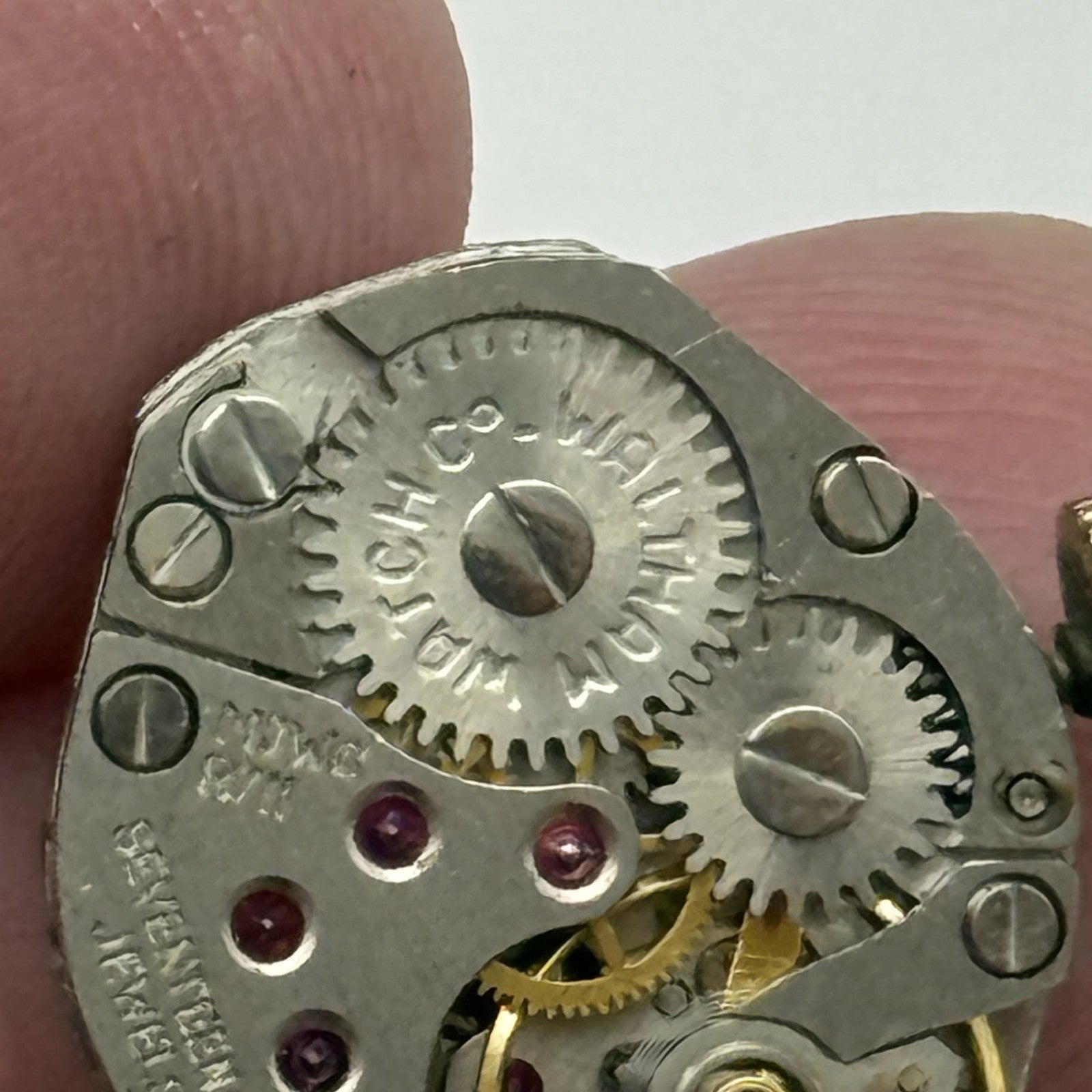 15.3mm Vintage Waltham MJWC R711 Manual Wind Watch Movement PARTS REPAIR