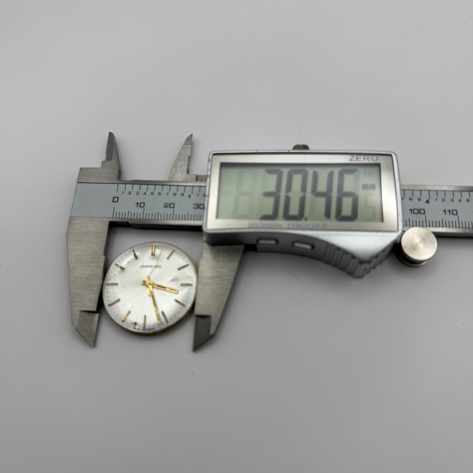 ETA 2801-1 Watch Movement Garrard Manual Wind Vintage Swiss Parts Repair 30.4mm