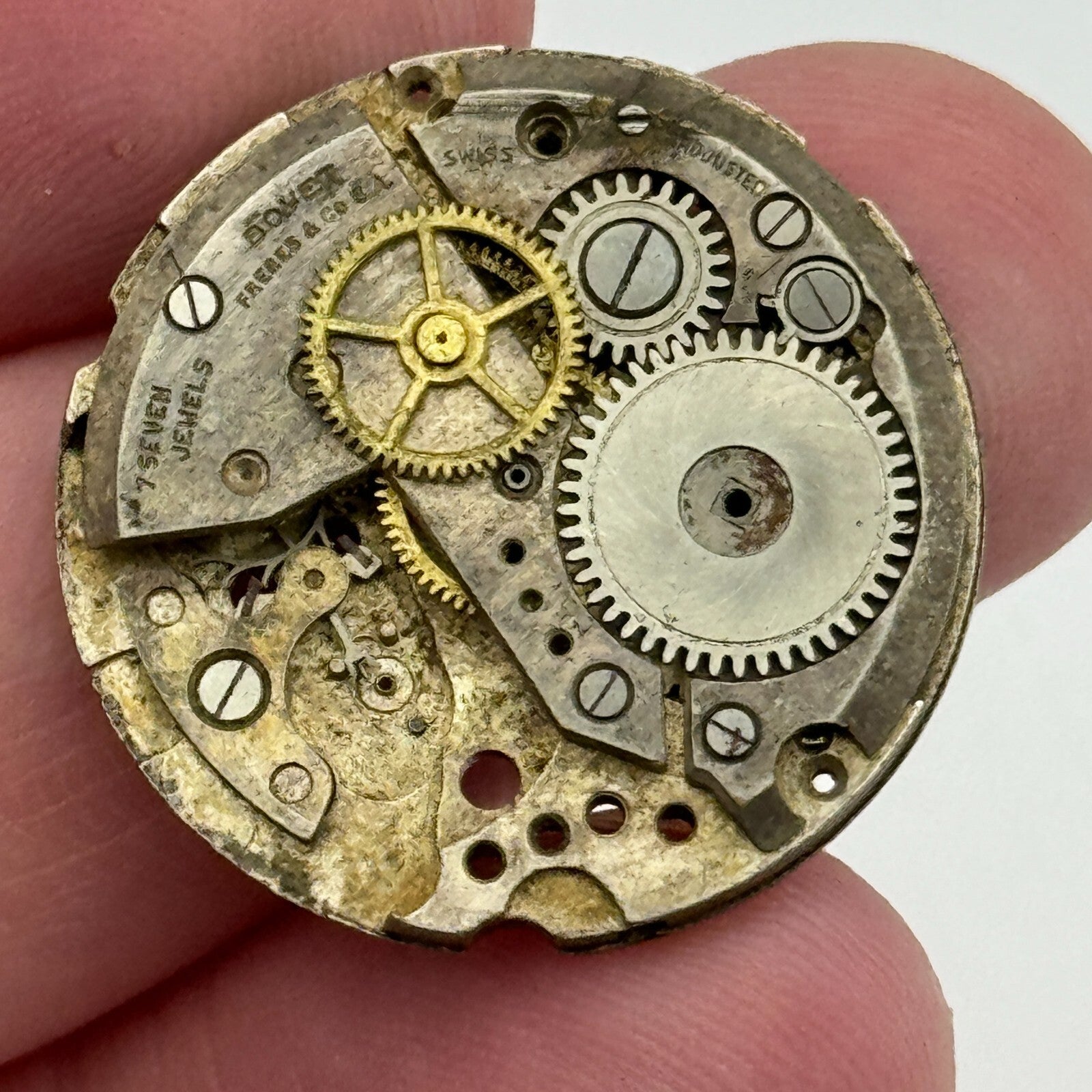 25.9mm Bovet Freres & Co FHF 175 Manual Wind Watch Movement Swiss Vintage PARTS