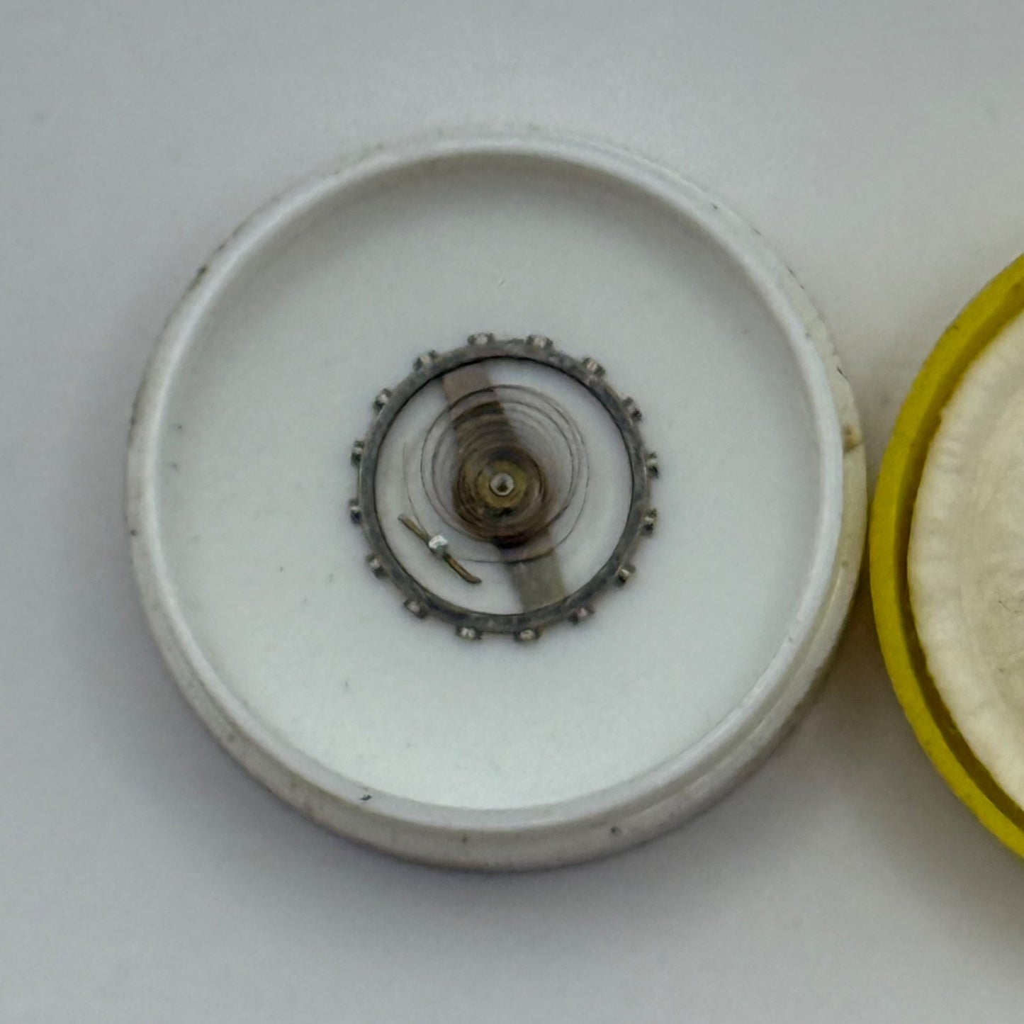 EB 1297 Balance Wheel Complete And Spring 5 1/4''' No 117 Watch Movement Parts 