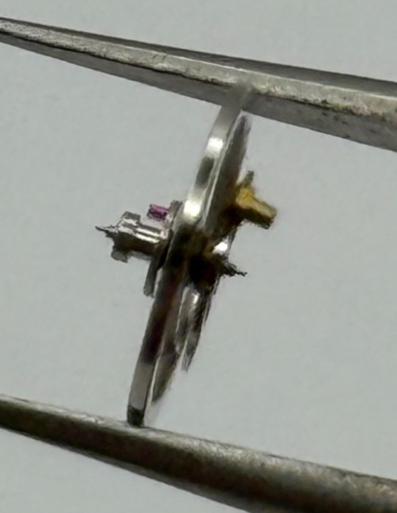 BFG 910 Balance Wheel Complete And Spring 525 Watch Movement Parts NOS