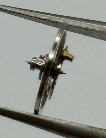 BFG 910 Balance Wheel Complete And Spring 525 Watch Movement Parts NOS