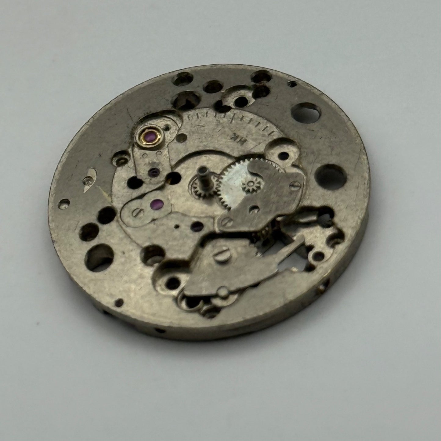 ETA 1080 Watch Movement Manual Wind Vintage Swiss Incomplete Parts Repair 23.6mm