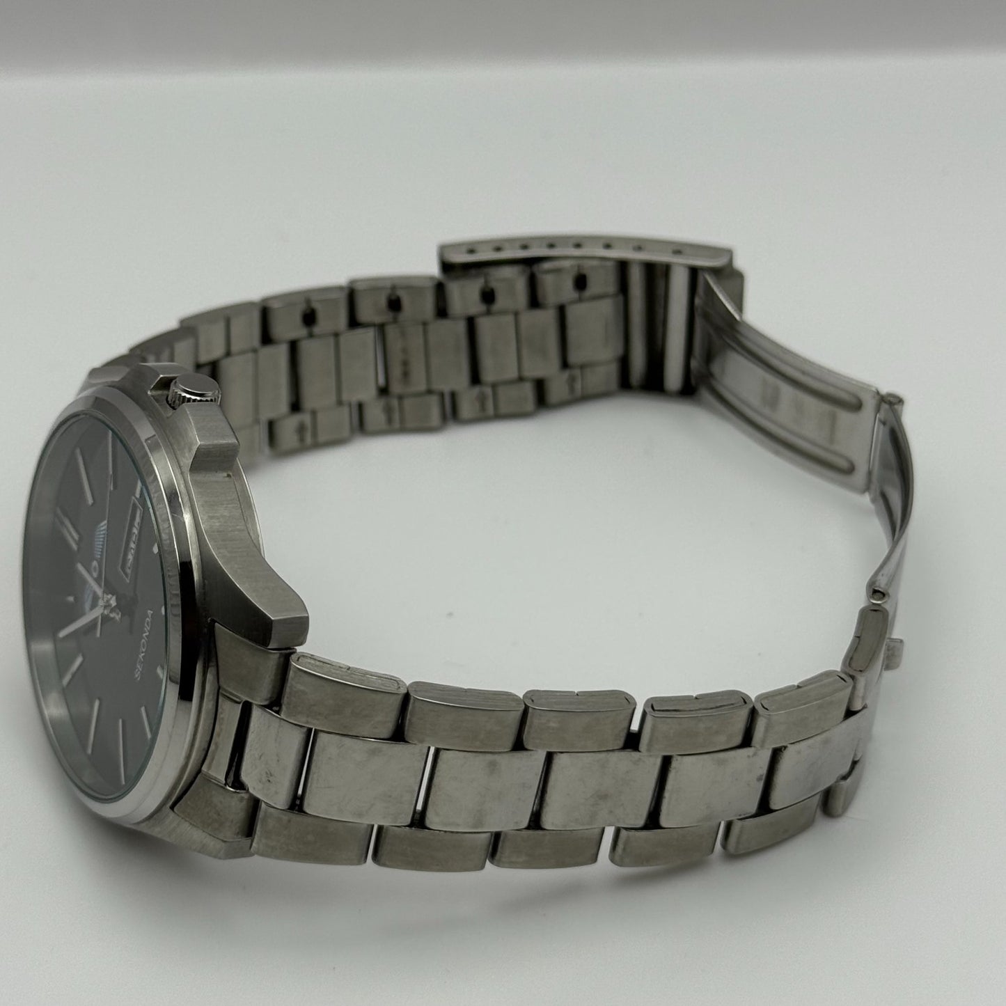 Sekonda Men's Quartz Watch Date Dial Silver Tone Bracelet 43mm PARTS REPAIR