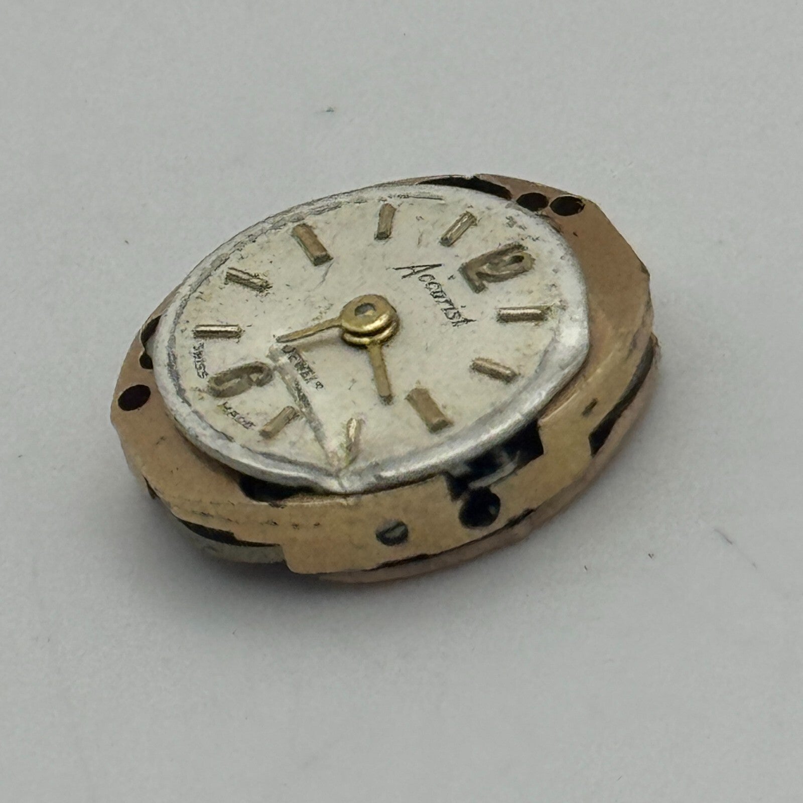 12.9mm Ladies Accurist ETA 2485 Manual Wind Watch Movement Swiss Vintage PARTS