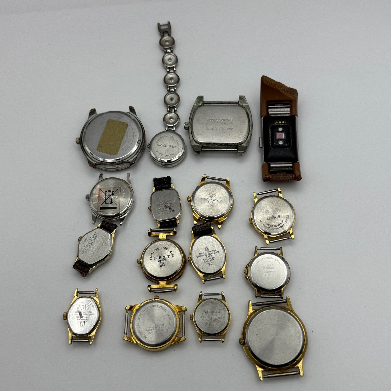 Bundle Of 16 Quartz Watches Modern / Vintage Untested Parts / Repair / Crafts