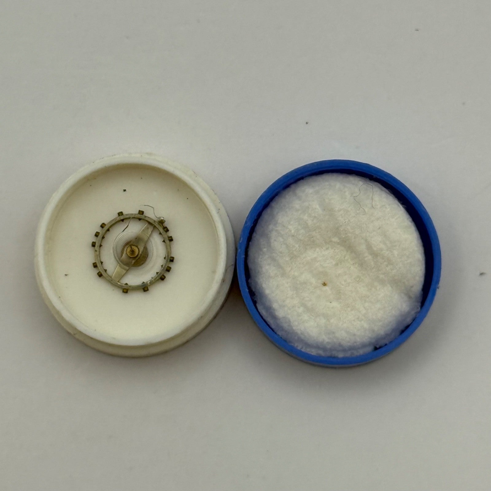 Kurtz 570 Balance Wheel Complete And Spring 5 1/4''' 808 Watch Movement Parts 