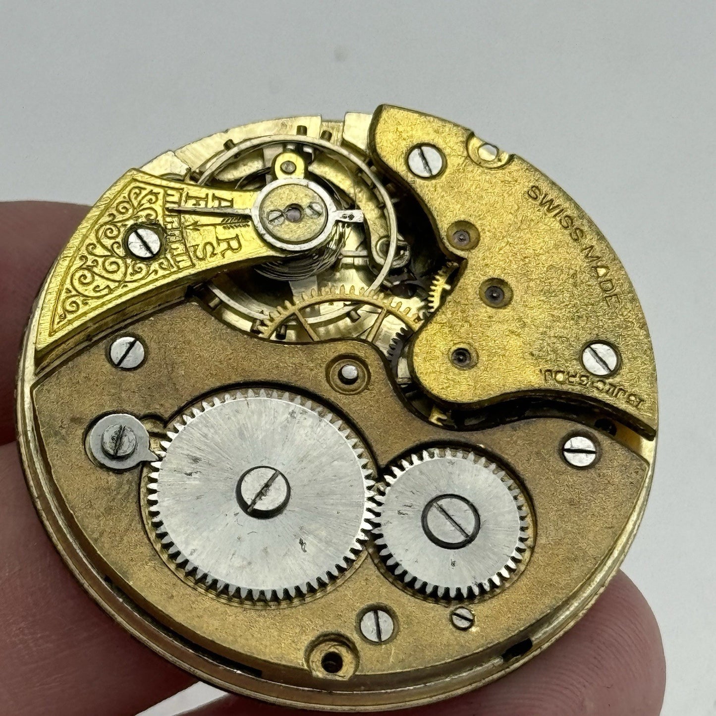 41.7mm Unidentified 15 Jewels Swiss Vintage Pocket Watch Movement PARTS REPAIR