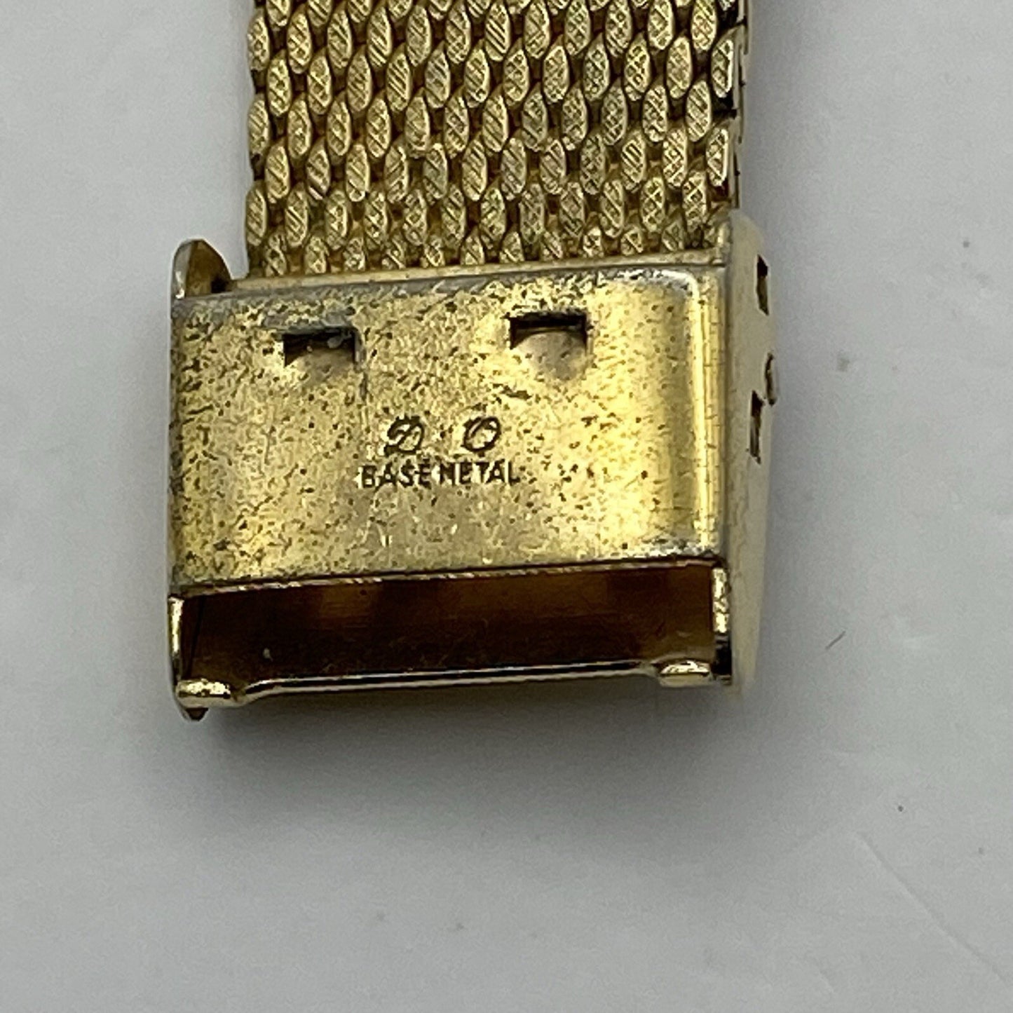 27mm Ladies Manual Wind RUNS BUT STOPS Regency Milanese Gold Tone Watch