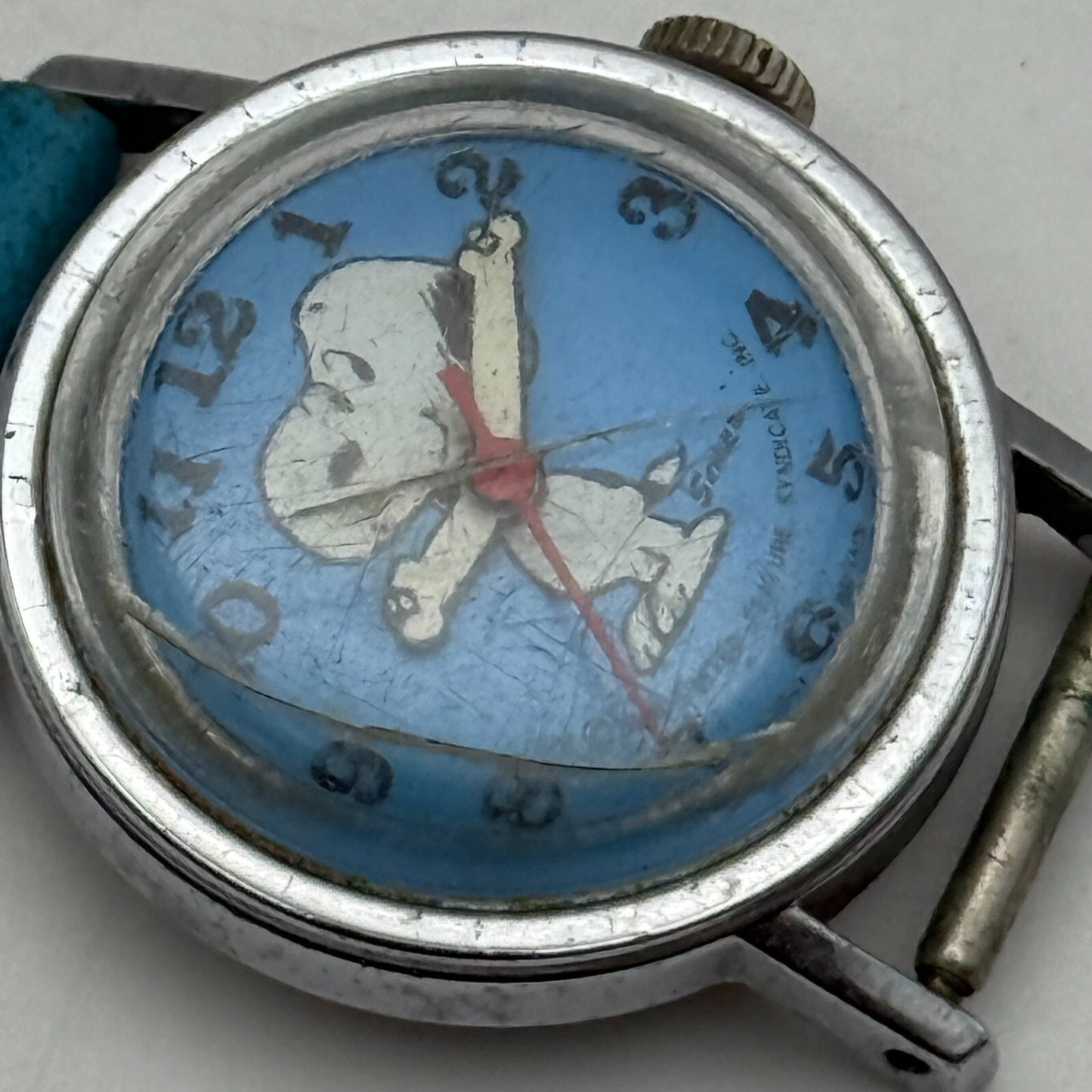 25mm Vintage Blue Timex Snoopy 1958 United Feature Syndicate INC Watch FOR PARTS