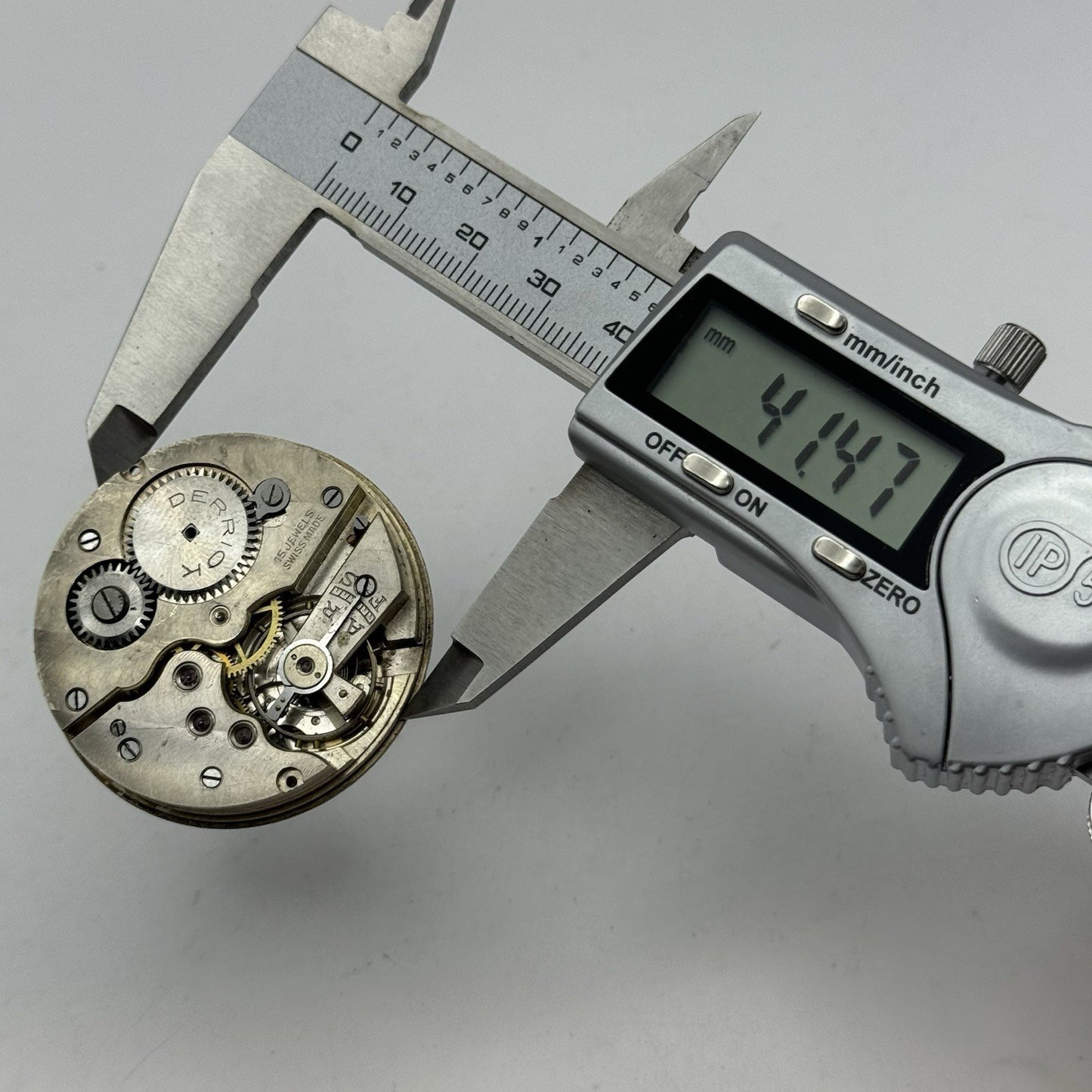 43mm Derrick 15 Jewels Swiss Vintage Hunter Pocket Watch Movement PARTS REPAIR