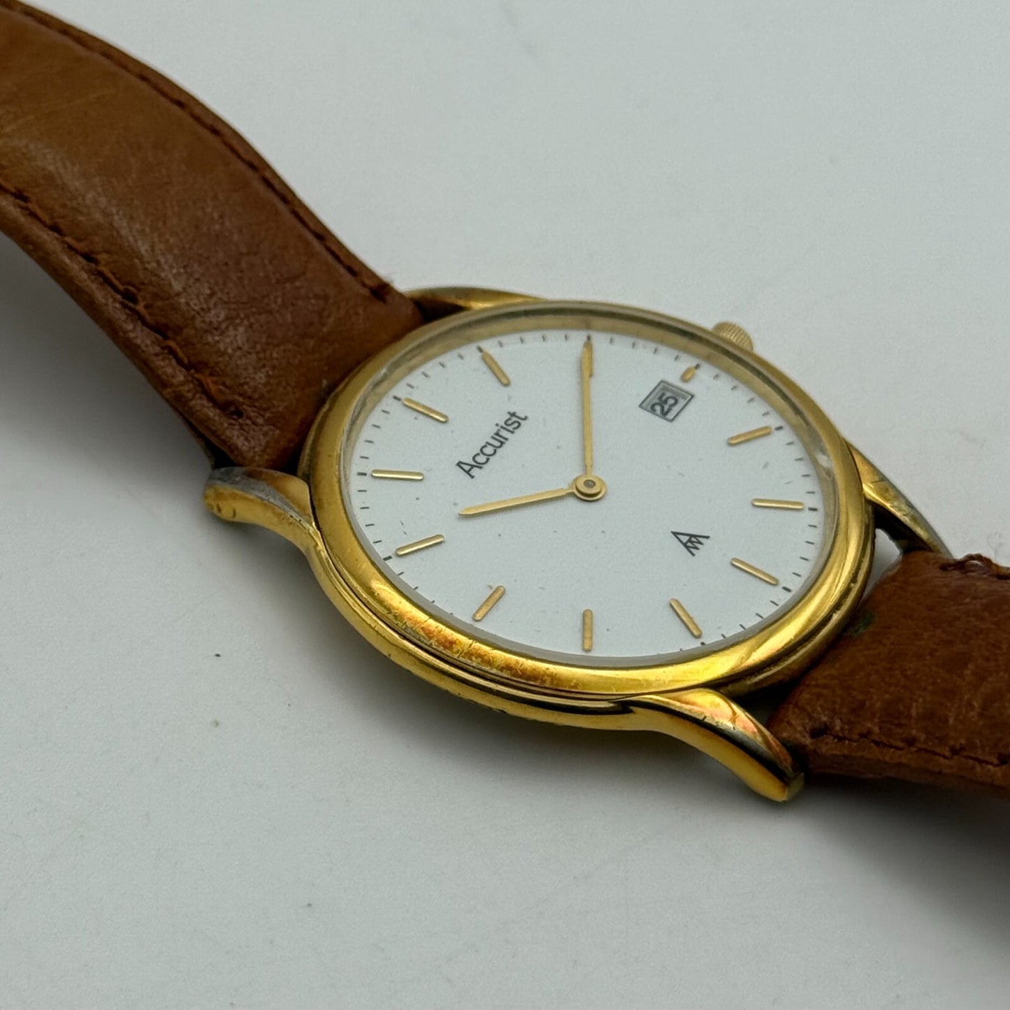 33mm Working Vintage Accurist 404000 Date Dial Leather Quartz Watch New Battery