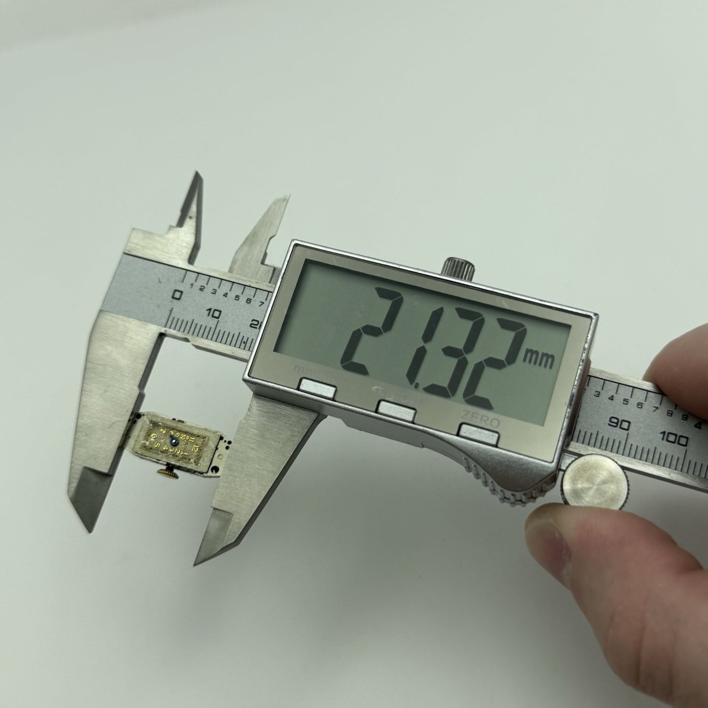 9mm Vintage Ladies Bulova 3AN Manual Wind Swiss Watch Movement PARTS REPAIR