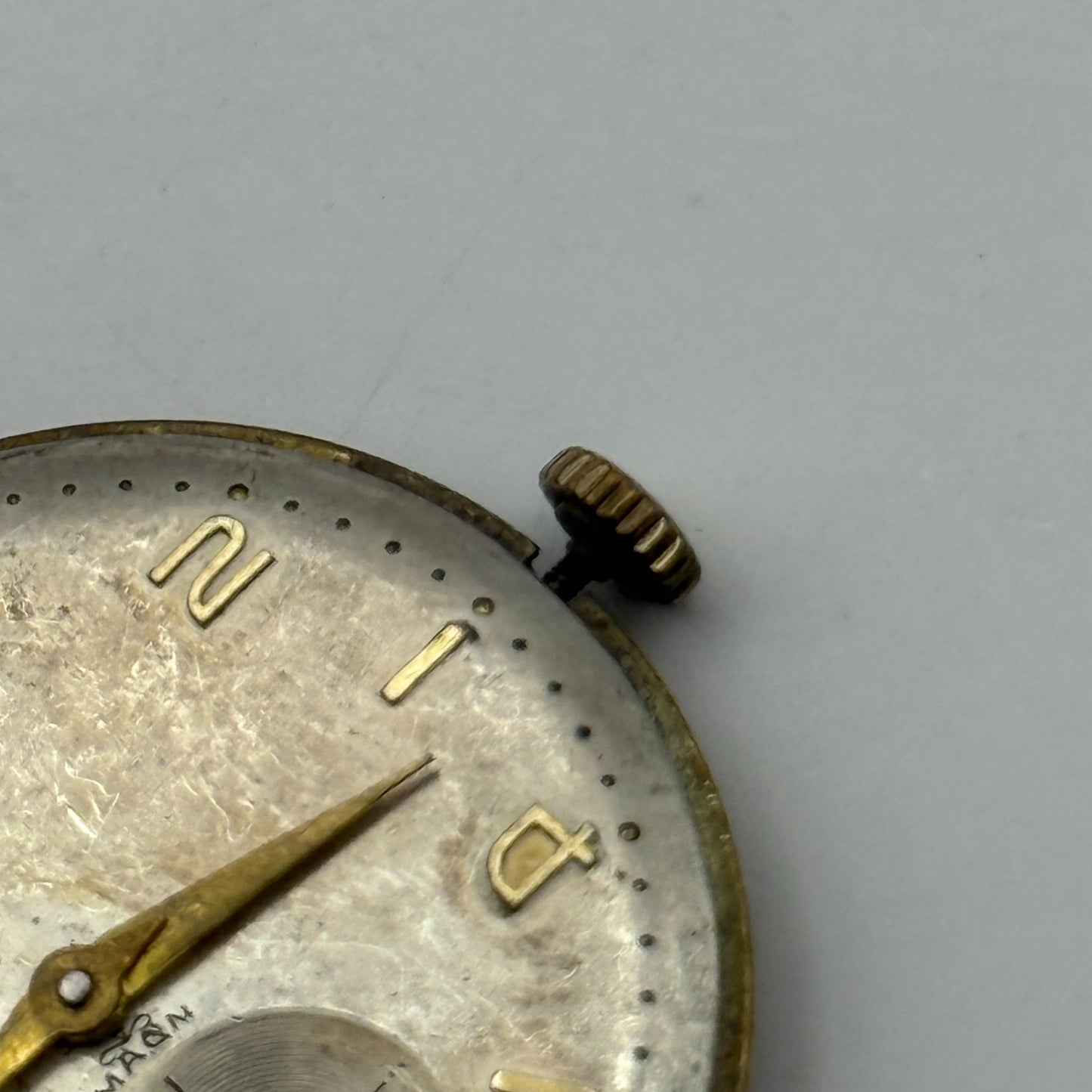 AS 1002 984 Watch Movement Accurist Manual Wind Vintage Parts Repair 29.8mm