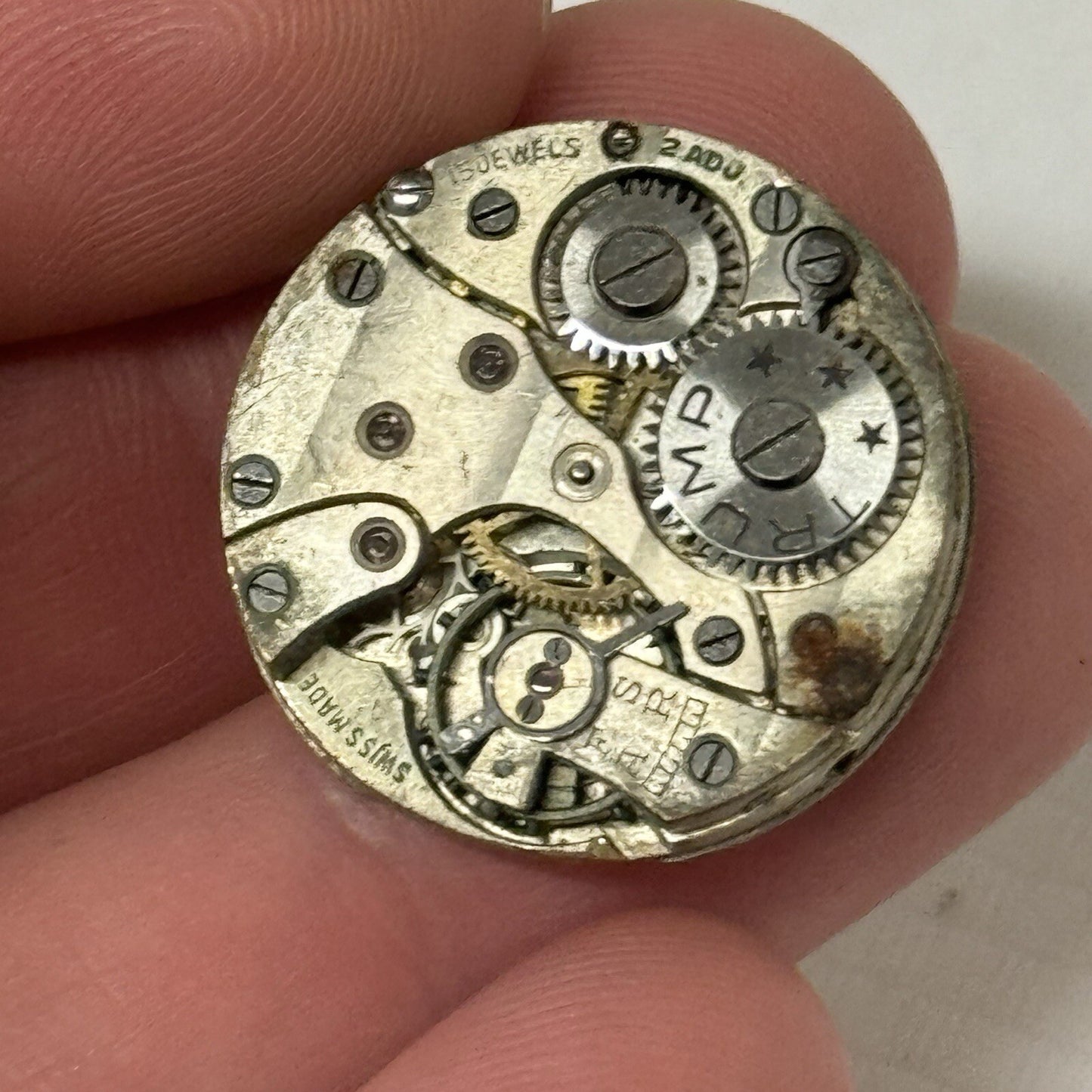 23.7mm Vintage TRUMP Watch Movement 15 Jewels 2 Adj Swiss Manual Wind To Restore