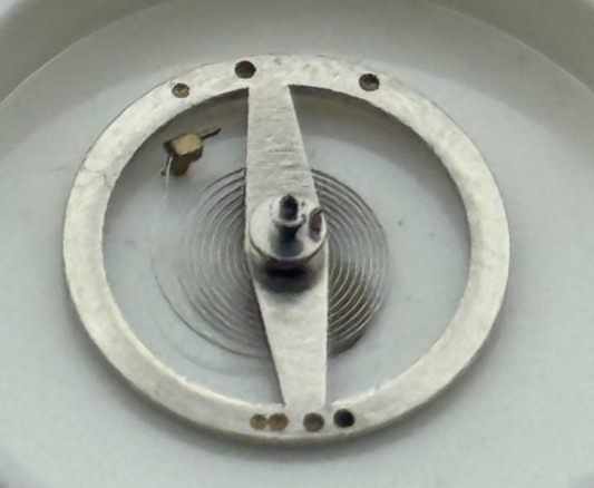 RL Rax 1013, 1237 Balance Wheel Complete And Spring 1679 M Watch Movement Parts 