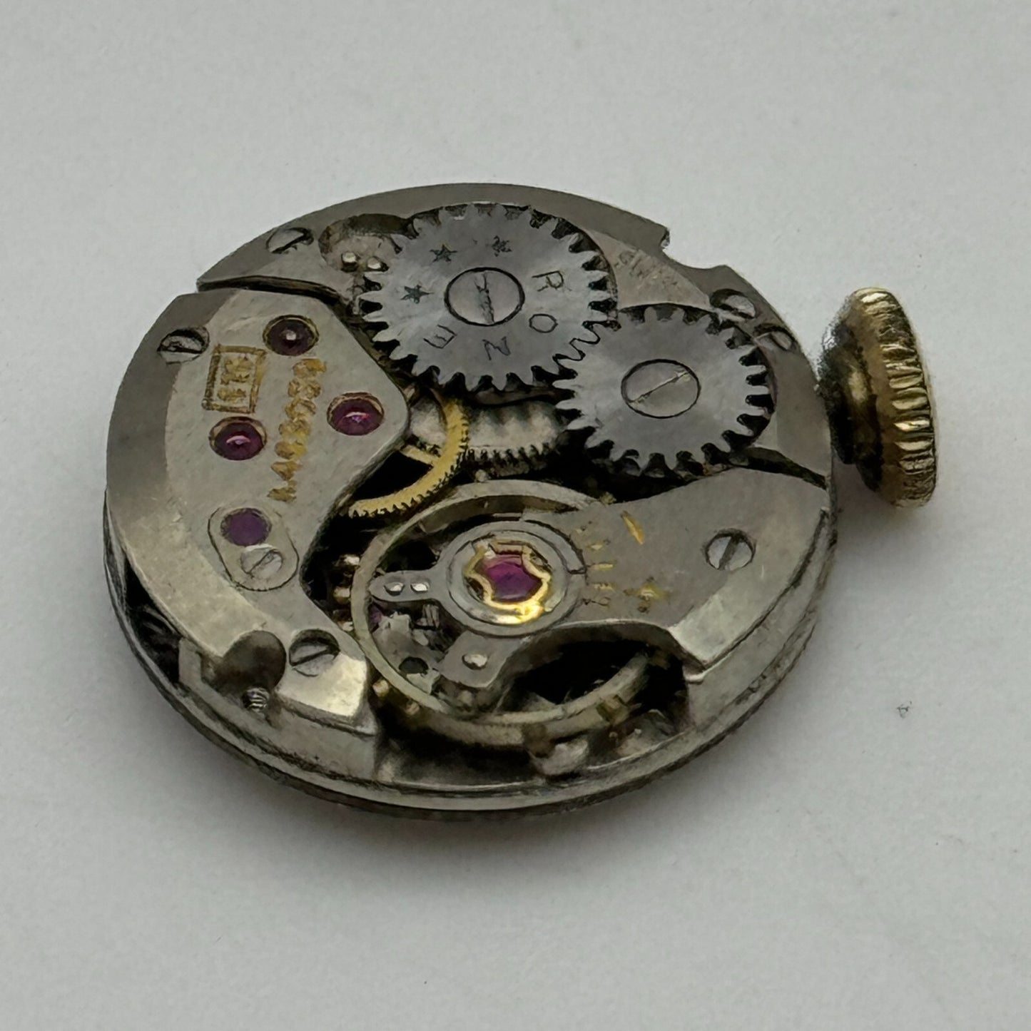 15.5mm Ladies Rone 675 ETA 2410 Manual Wind Watch Movement Swiss Vintage PARTS