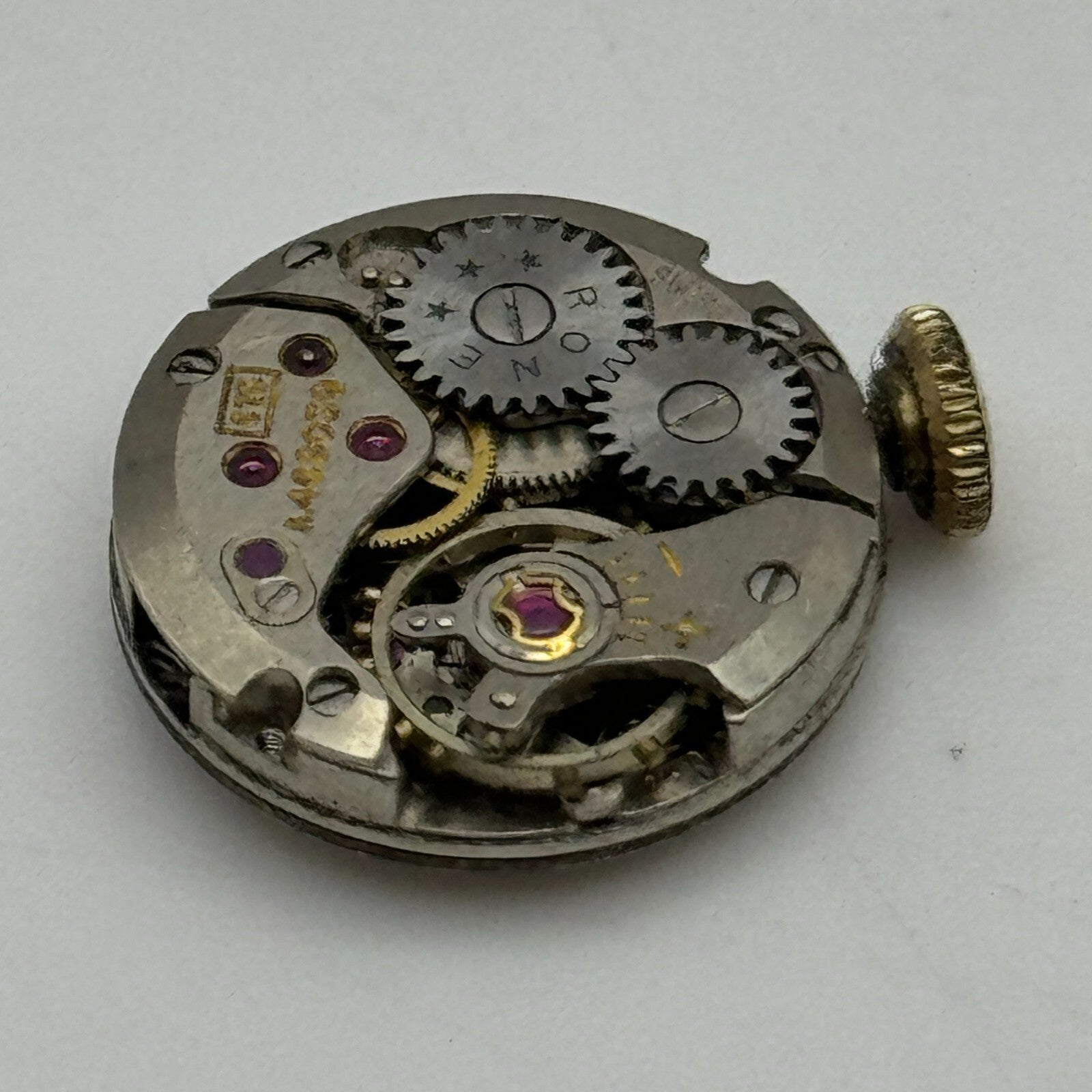 15.5mm Ladies Rone 675 ETA 2410 Manual Wind Watch Movement Swiss Vintage PARTS