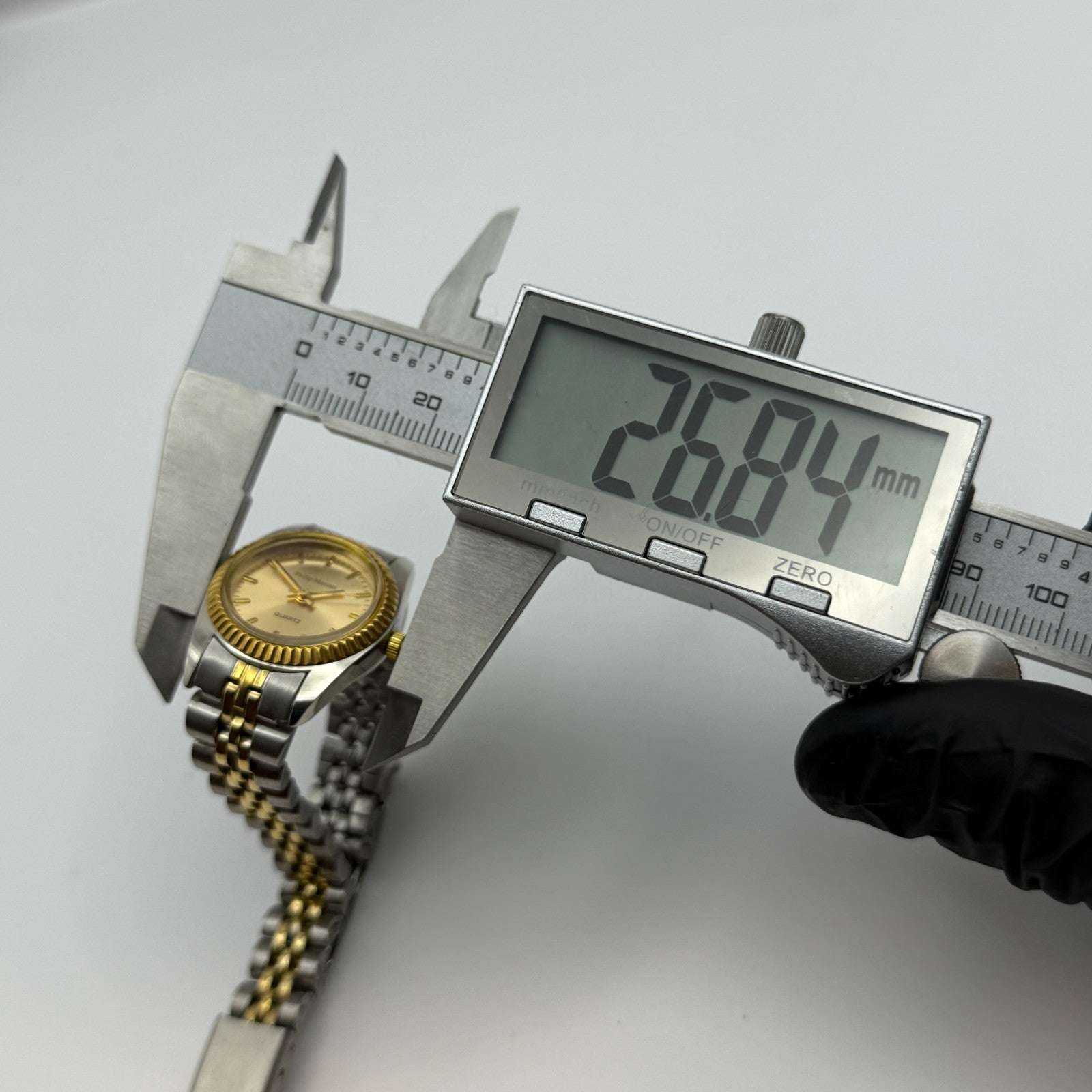 24mm Working Ladies Philip Mercier L123L Two Tone Quartz Watch 6.75 Inches