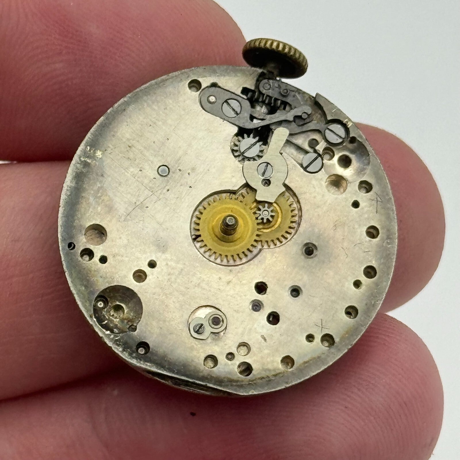 27.3mm Mens Unidentified 15 Jewels Trench Watch Movement Manual Wind Swiss PARTS