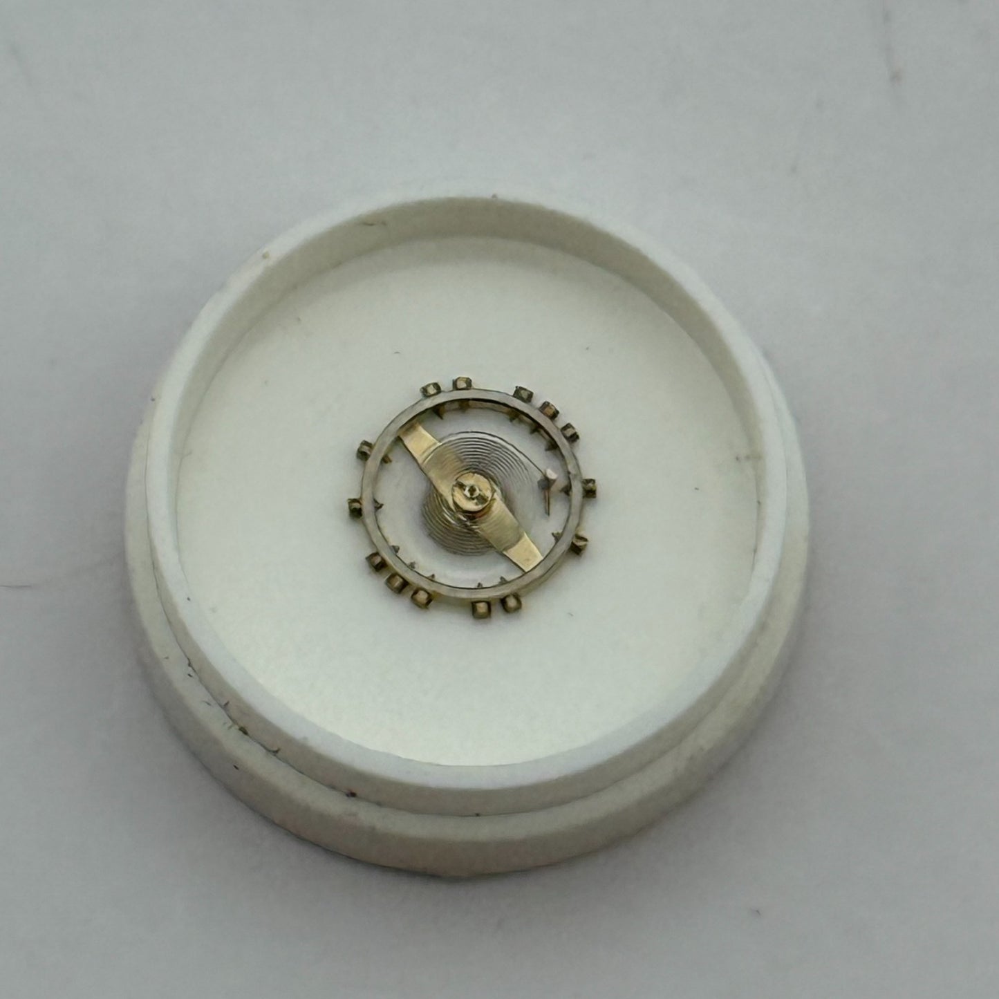 FEF 6600 Balance Wheel Complete And Spring  1181 M Watch Movement Parts NOS