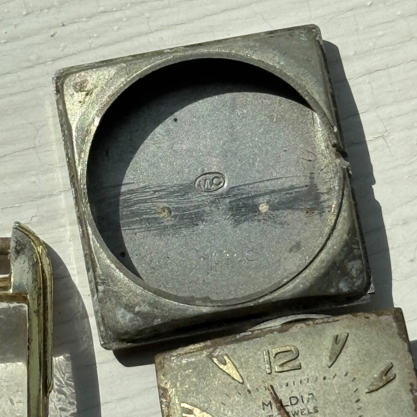 22mm Vintage 15 Jewels Antimagnetic Swiss Aluminium Manual Wind Watch For PARTS