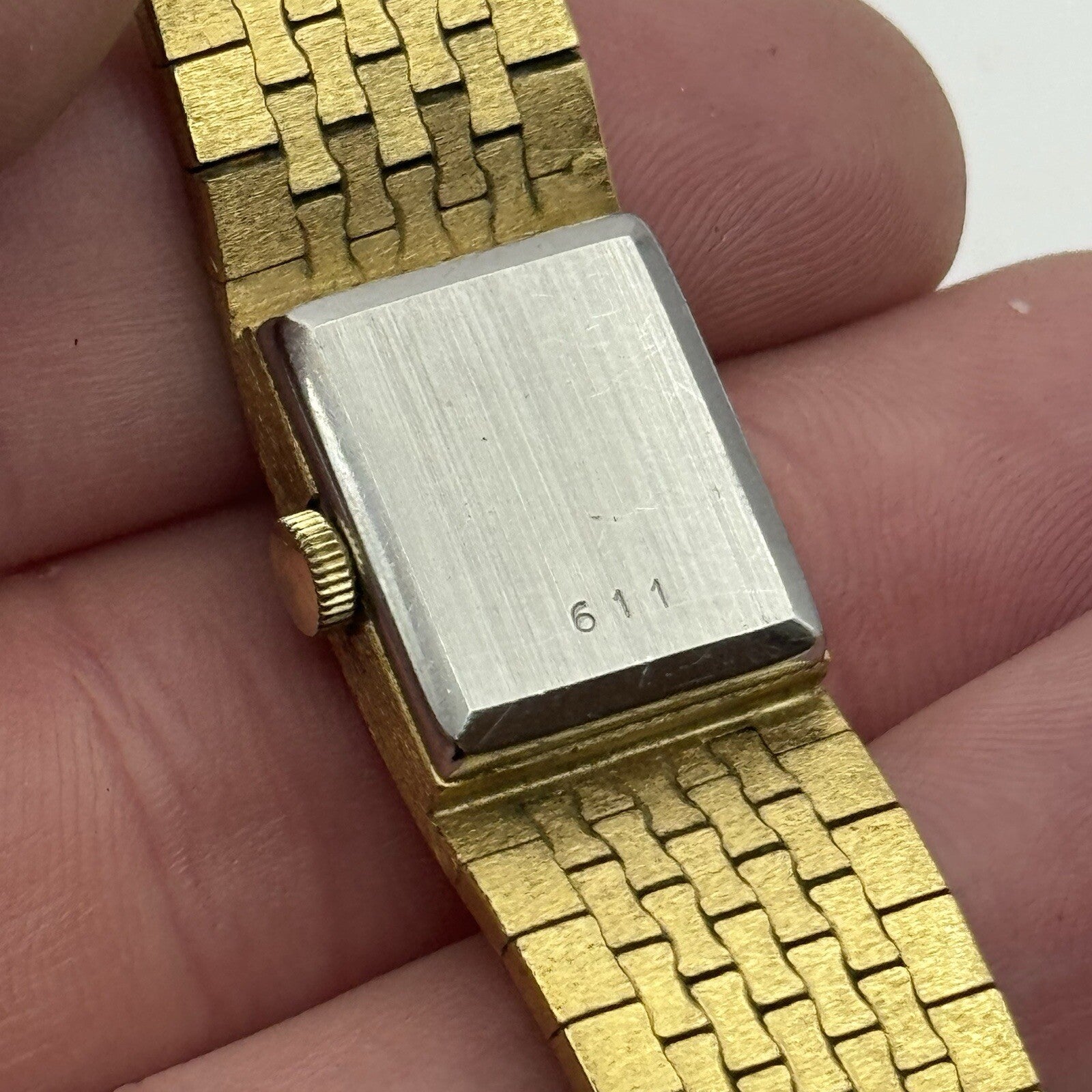 15mm WORKING Ladies Rotary Gold Plated Bark Affect Watch Manual Wind Vintage