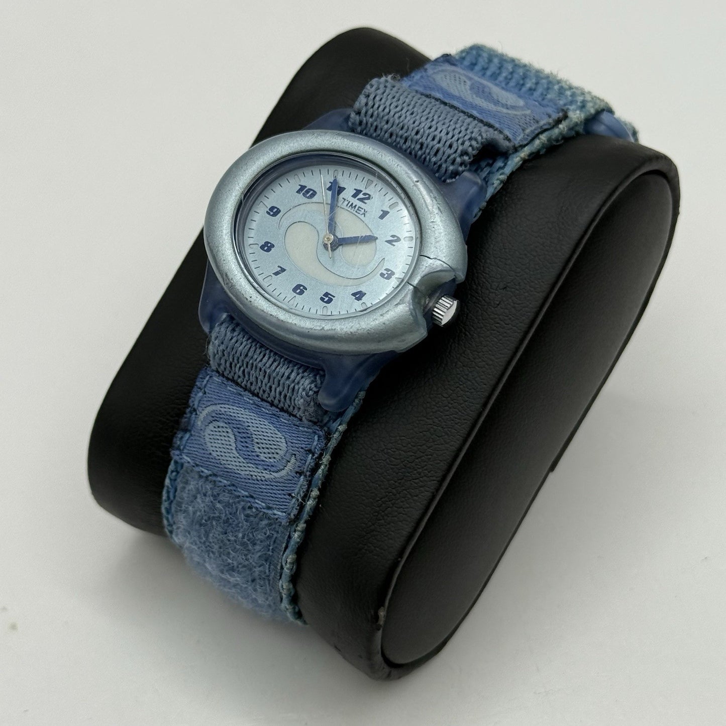 29mm Working Vintage Ladies Timex CR 1216 Blue Dial Strap Quartz Watch