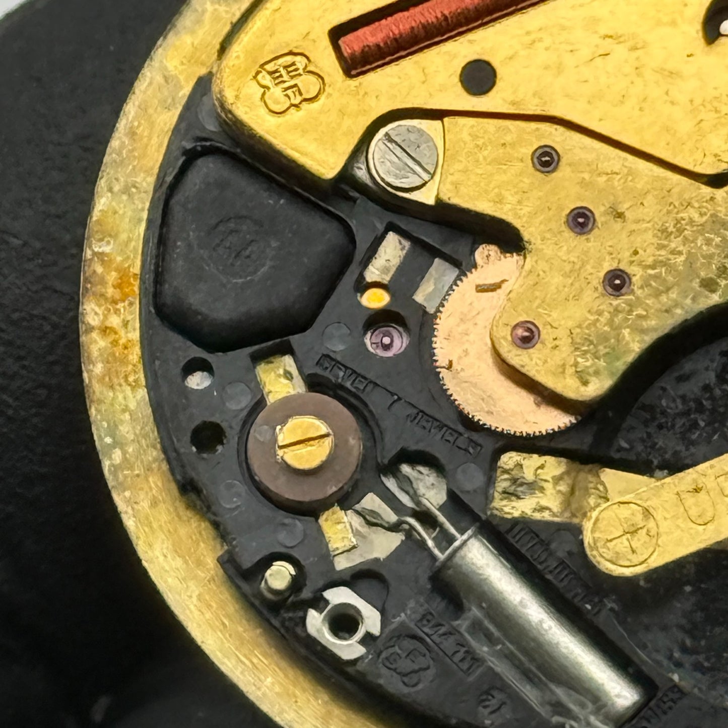 ESA ETA 944.111 Quartz Watch Movement Avia Date Vintage Swiss Parts Repair 26mm