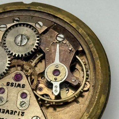 Accurist ETA 2390 Watch Movement Manual Wind Vintage Swiss Parts Repair 29.7mm