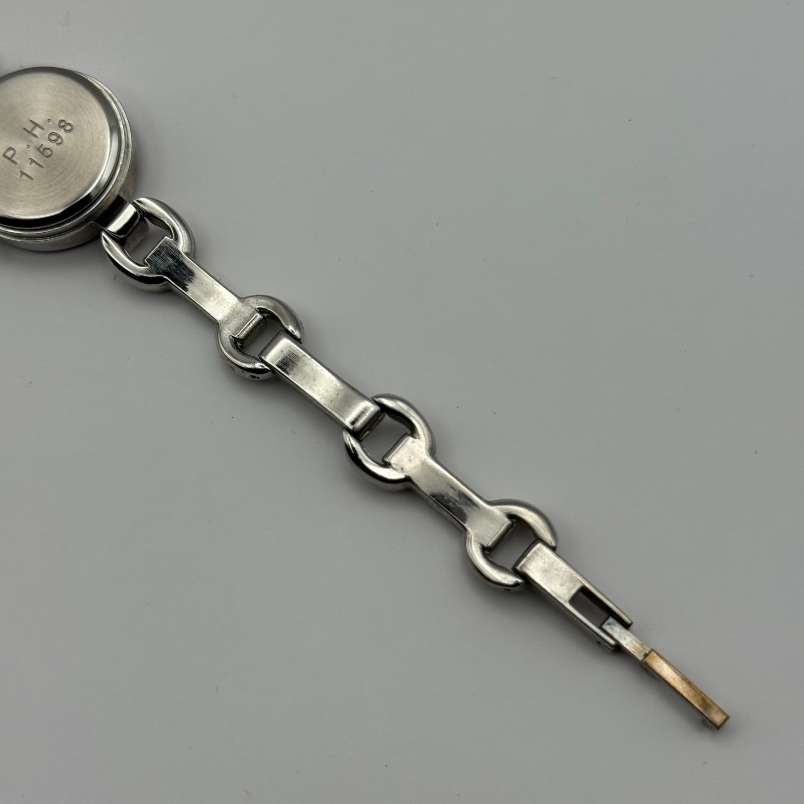 R Ladies Quartz Watch Silver Tone Bracelet Working 22mm New Battery