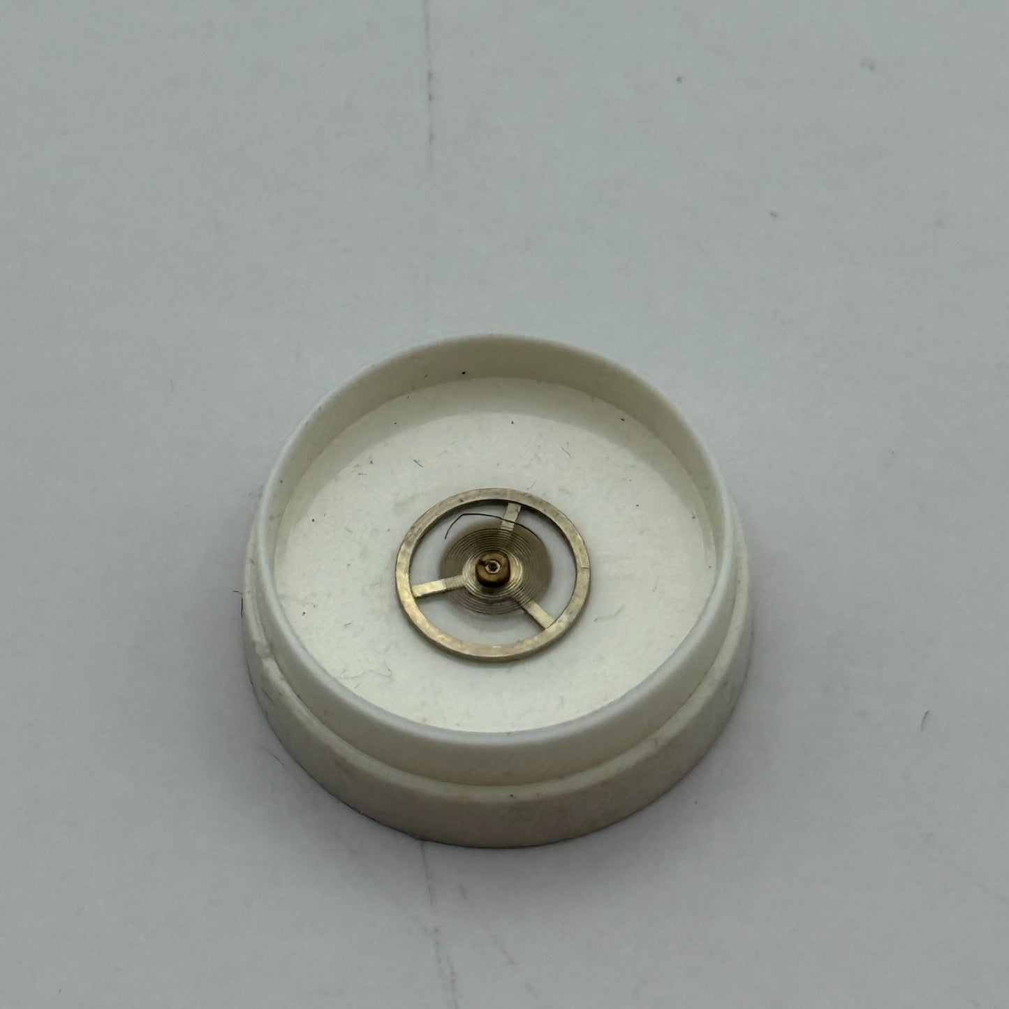 Oris 410 Balance Wheel Complete And Spring 5 1/4''' 390 M Watch Movement Parts 