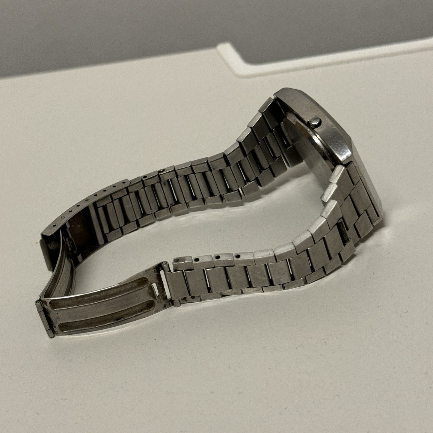 37mm Tissot 2040 Liquid Crystal 40626 - 2144 Quartz LCD Vintage Watch FOR PARTS