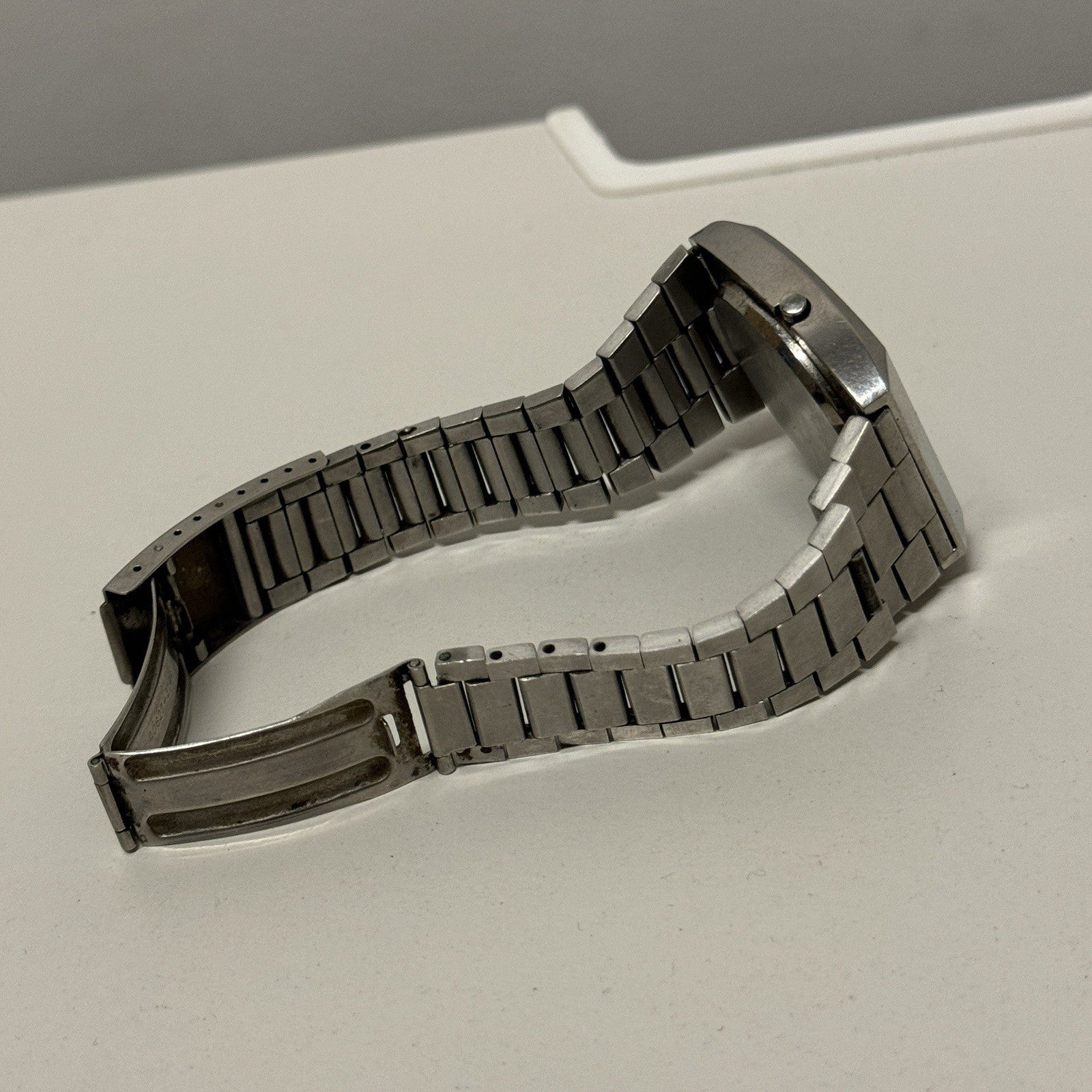 37mm Tissot 2040 Liquid Crystal 40626 - 2144 Quartz LCD Vintage Watch FOR PARTS