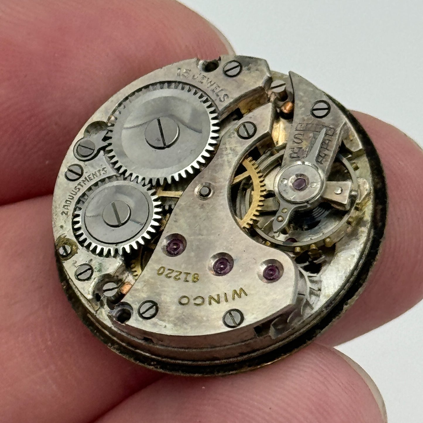 23.6mm Winco 81220 Manual Wind 15 Jewels Watch Movement Swiss Vintage PARTS